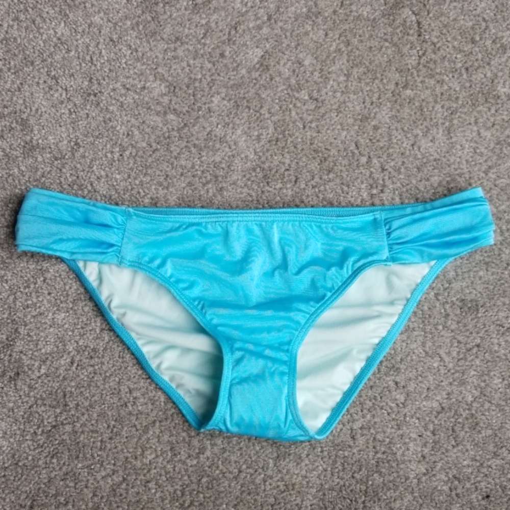 NEW Victoria's Secret Bikini Bottom M
